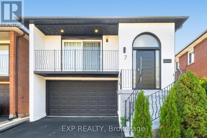 7 BOYNE HIGHLANDS COURT, Vaughan (Concord), Ontario L4K1K4