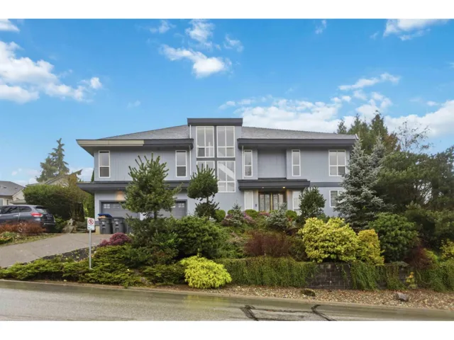 11151 164 STREET, Surrey, British Columbia V4N4X9