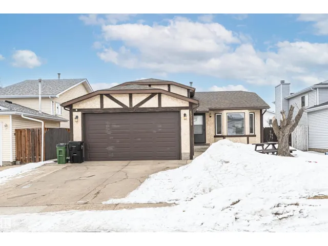 15335 70 ST NW, Edmonton, Alberta T5Z2Y3