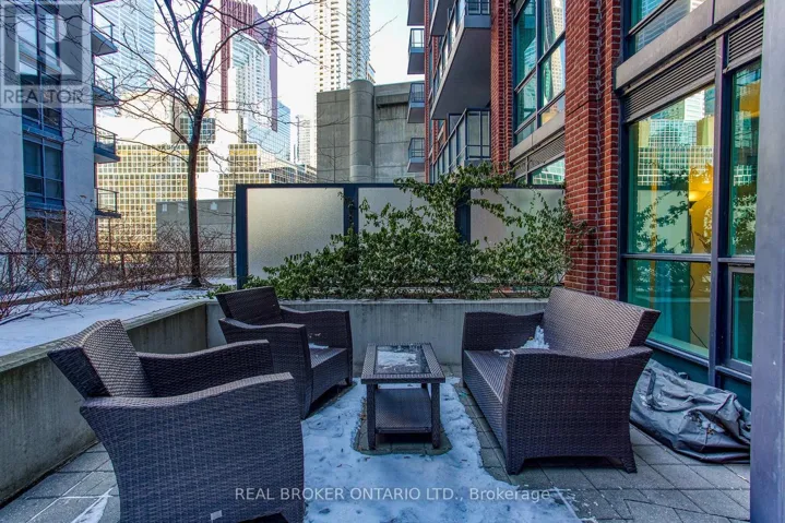 313 - 38 THE ESPLANADE, Toronto (Waterfront Communities), Ontario M5E1A5