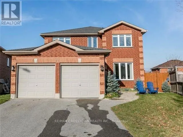 LOWER - 32 RYAN COURT, Barrie (Little Lake), Ontario L4M6N7
