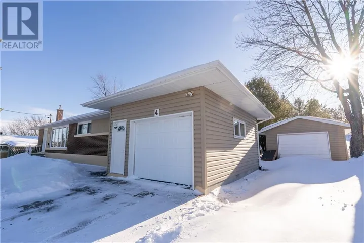 4 Janmar Court, Sudbury, Ontario P3E4M5
