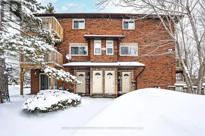 7 - 21 EVERGREEN COURT, Barrie (Ardagh), Ontario L4N6W8