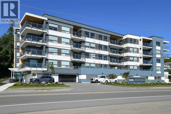 302 536 Island Hwy, Campbell River, British Columbia V9W1A5