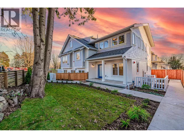 970 PARK DRIVE, Vancouver, British Columbia V6P2J4