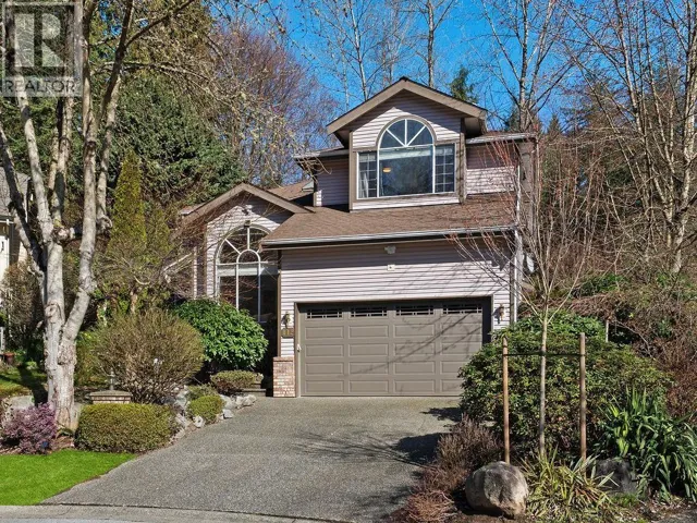 112 PARKSIDE DRIVE, Port Moody, British Columbia V3H4W8
