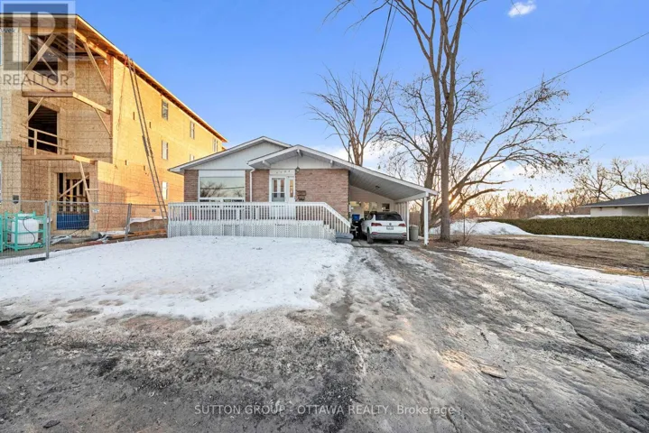 1150 ST PIERRE STREET, Ottawa, Ontario K1C1L5