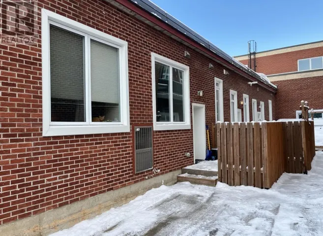 1216 96 HIGH ST, THUNDER BAY, Ontario P7A5R3