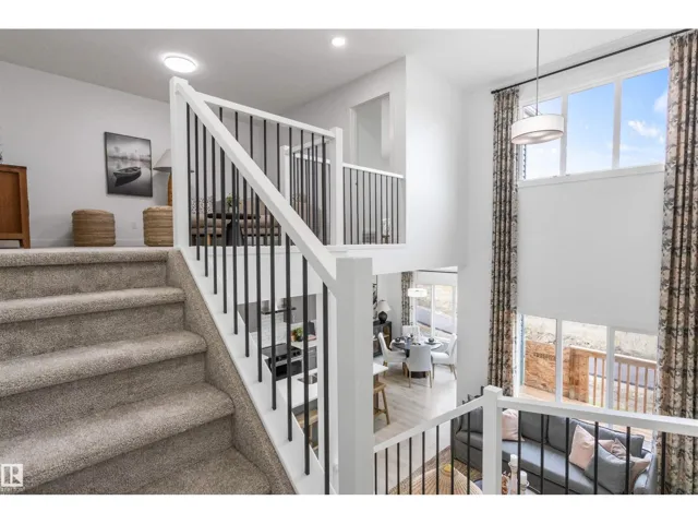 3032 197 ST NW, Edmonton, Alberta T6M3L9