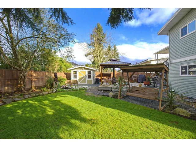 7523 MAY STREET, Mission, British Columbia V2V3C9