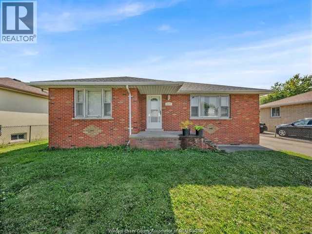 2475 MEIGHEN Unit# MAIN, Windsor, Ontario N9W4C2