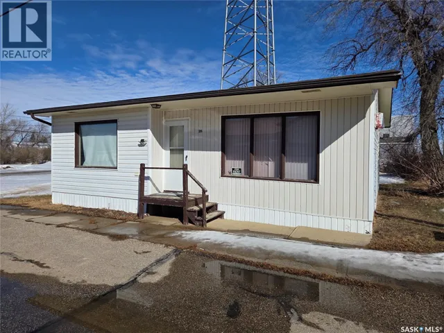 38 Railway AVENUE, Redvers, Saskatchewan S0C2H0