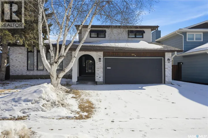339 Stechishin WAY, Saskatoon, Saskatchewan S7K5P9