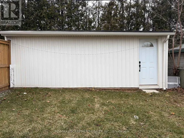 GARAGE - 316 HOUGHTON AVENUE, Hamilton (Delta), Ontario L8K2N3
