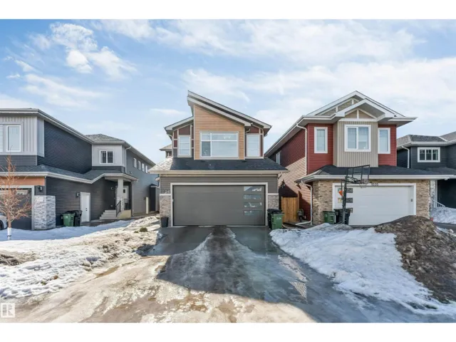 1531 151 AV NW, Edmonton, Alberta T5Y3T4