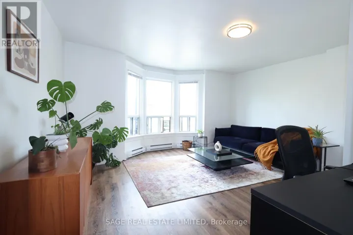 1639 DUPONT STREET, Toronto (Dovercourt-Wallace Emerson-Junction), Ontario M6P3S9