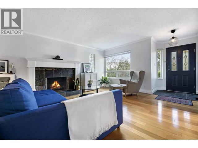 828 NICOLUM COURT, North Vancouver, British Columbia V7H2R8