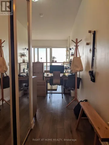 612 - 15 JAMES FINLAY WAY, Toronto (Downsview-Roding-CFB), Ontario M3M0B3