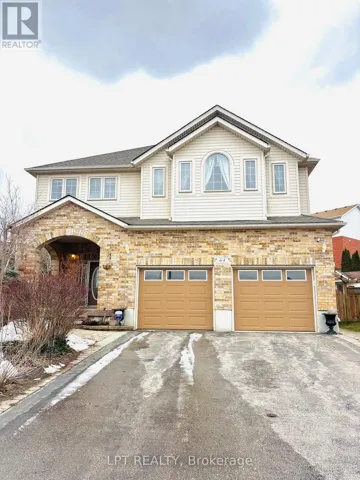 64 YARROW COURT, Kitchener, Ontario N2E4C4