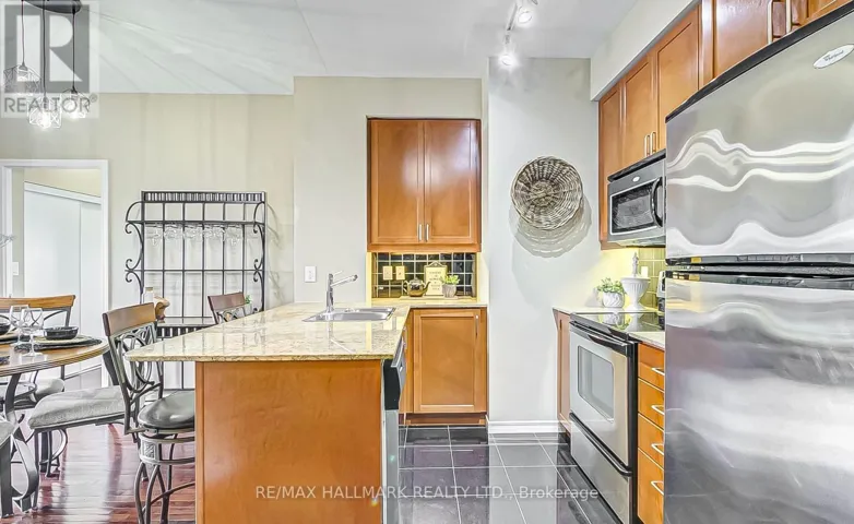 506 - 736 SPADINA AVENUE, Toronto (University), Ontario M5S2J6