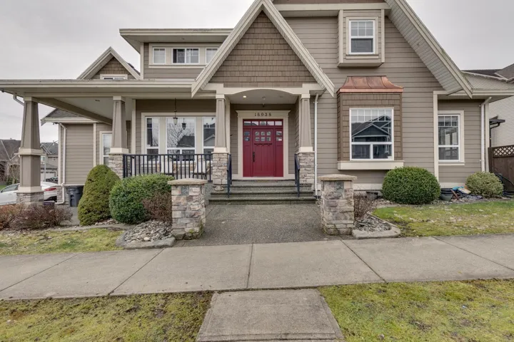 18938 54A AVENUE, Surrey, British Columbia V3S6R4