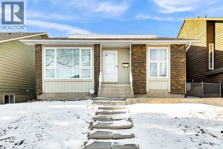 1111 Berkley Drive NW, Calgary, Alberta T3K1S6