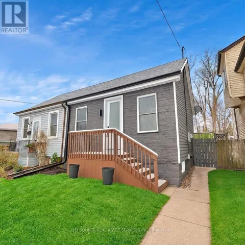 20 HILL STREET, Hamilton (Kirkendall), Ontario L8P1W7