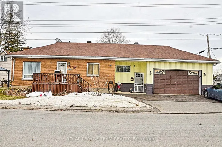 3040 WALKER STREET, Edwardsburgh/Cardinal, Ontario K0E1E0