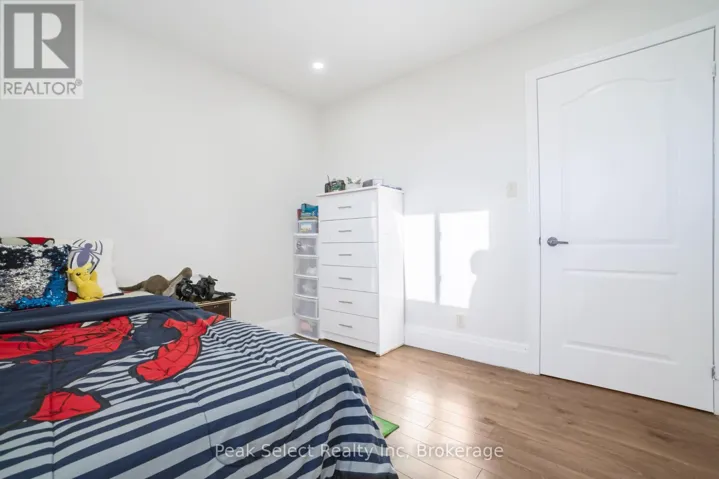 780