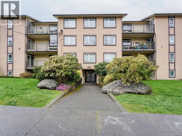 406 3258 Alder St, Saanich, British Columbia V8X1P3