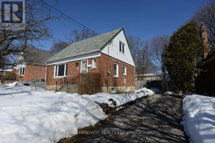 17 KINGSWELL CRESCENT, Toronto (Clairlea-Birchmount), Ontario M1L3E2