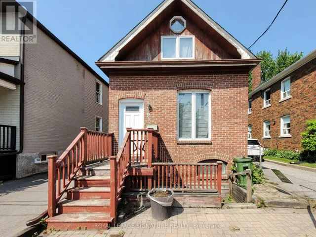 LOWER - 18 COXWELL AVENUE, Toronto (Greenwood-Coxwell), Ontario M4L3A7