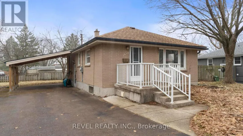 1838 ROYAL CRESCENT, London East (East H), Ontario N5W2A8