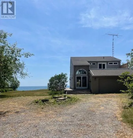 151 CEDAR CREST BEACH ROAD, Clarington (Bowmanville), Ontario L1C5R2