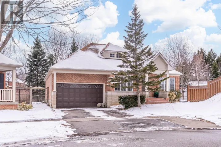 33 SABBE CRESCENT, Ajax (Northwest Ajax), Ontario L1T4E3