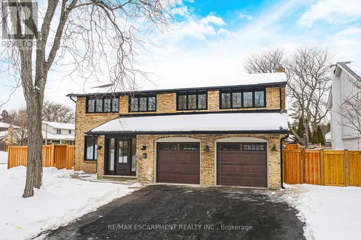 251 GLEN AFTON DRIVE, Burlington (Shoreacres), Ontario L7L1G8