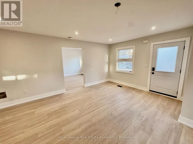 UNIT 1 - 246 MARLBOROUGH STREET, Brantford, Ontario N3S4T3