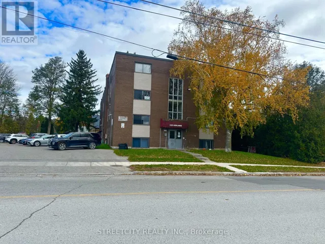 21 - 220 ASHLAND AVENUE, London East (East M), Ontario N5W4H4