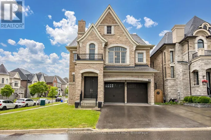 36 HURST AVENUE, Vaughan (Patterson), Ontario L5A4Y5