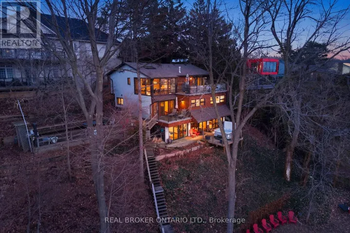 868 DANFORTH PLACE, Burlington (Bayview), Ontario L7T1S2