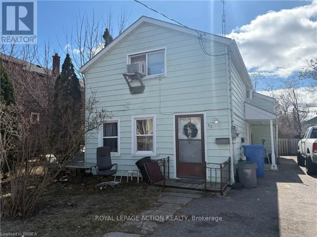 13 SHERIDAN STREET, Brantford, Ontario N3T2P7