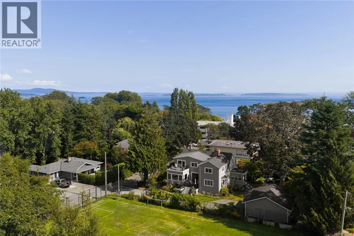 2655 Shady Lane, Oak Bay, British Columbia V8R6T6
