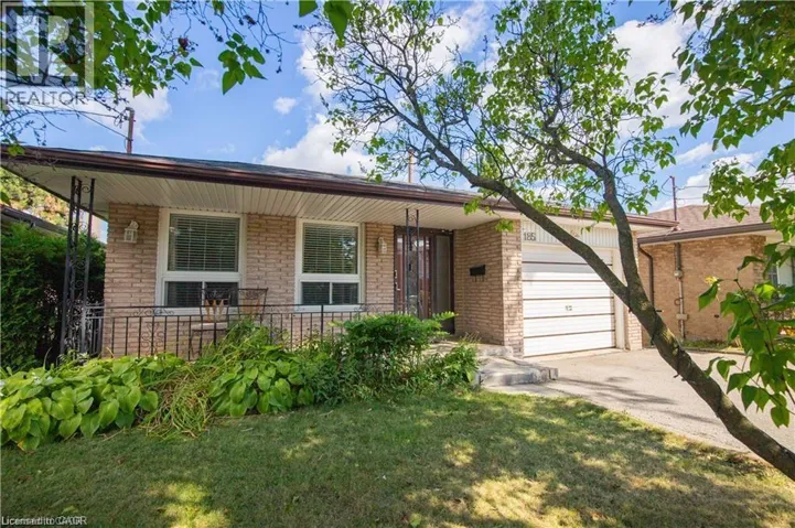 185 LAVINA Crescent, Hamilton, Ontario L9C5S8