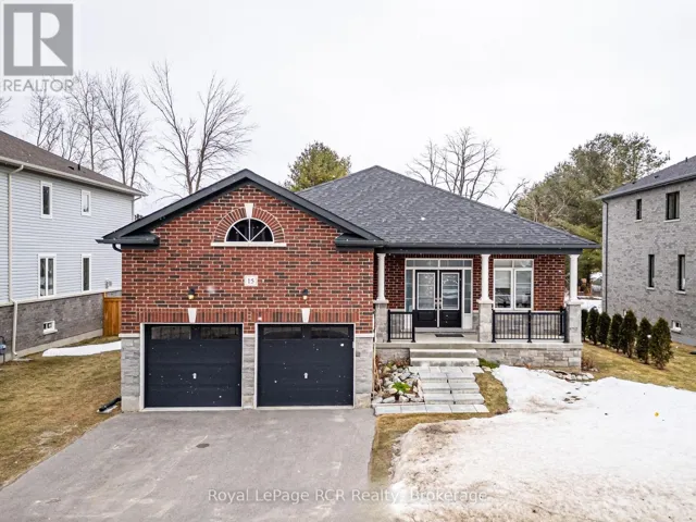 15 EMERALD STREET, Wasaga Beach, Ontario L9Z0K8