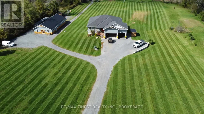 923 MAPLE ROAD, Loyalist (Lennox and Addington - South), Ontario K0H2H0