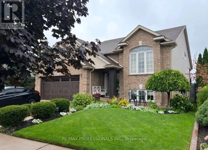 54 NICHOLAS DRIVE, St. Catharines (Rykert/Vansickle), Ontario L2S4C6