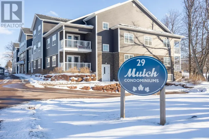 206 29 Stratford Road, Stratford, Prince Edward Island C1B1T4