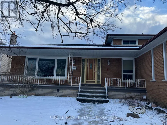 LEVEL 01- 3BED 2.5 BATH - 3592 SWIRLINGLEAVES CRESCENT, Mississauga (Applewood), Ontario L4Y3P8