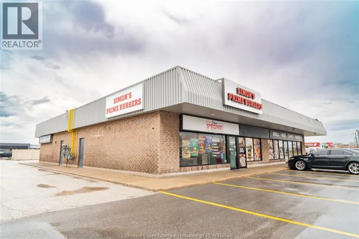 13420 TECUMSEH ROAD East, Tecumseh, Ontario N8N3N7