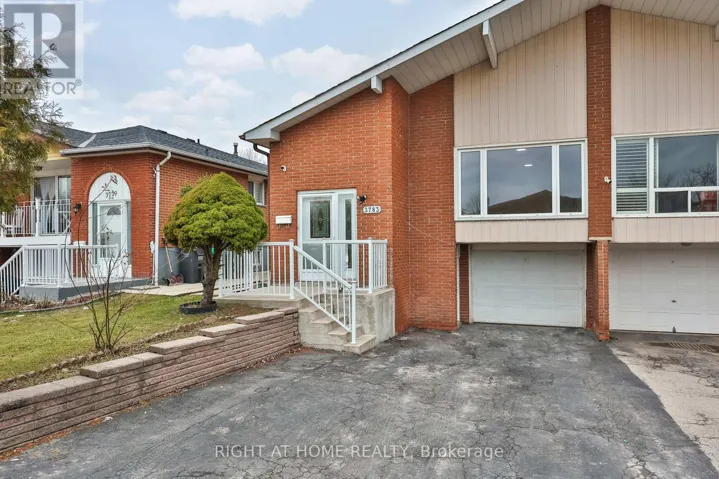 UPPER - 3783 KEENAN CRESCENT, Mississauga (Malton), Ontario L4T3M1
